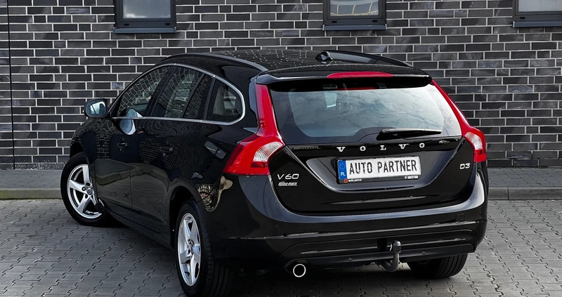 Volvo V60 cena 48500 przebieg: 178000, rok produkcji 2015 z Katowice małe 667